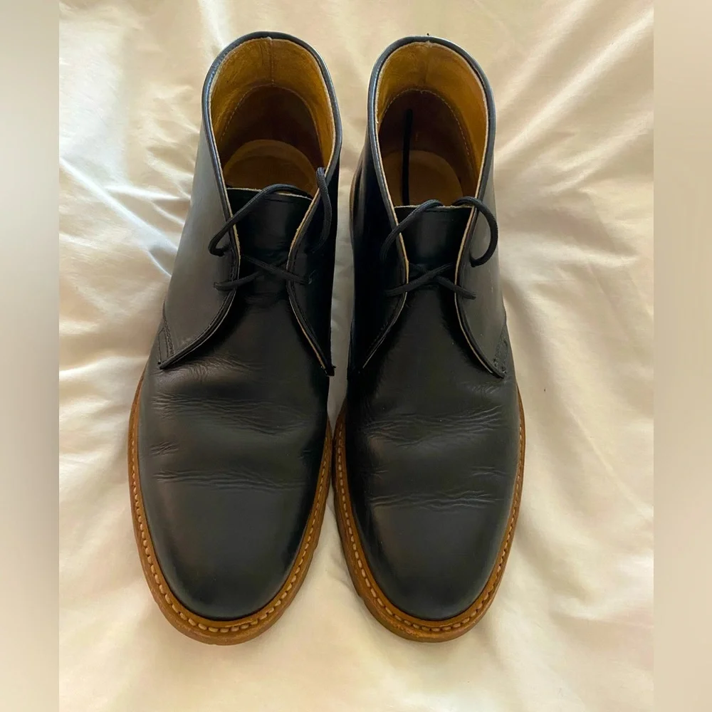 Frye Men’s Black Smooth Leather Chukka Boots with Lug Sole Size 10D